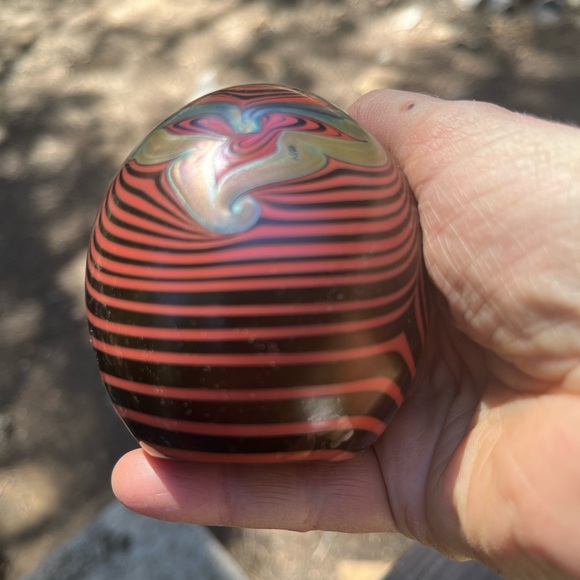 Vintage Vandermark Glass Egg - Picture 7 of 10